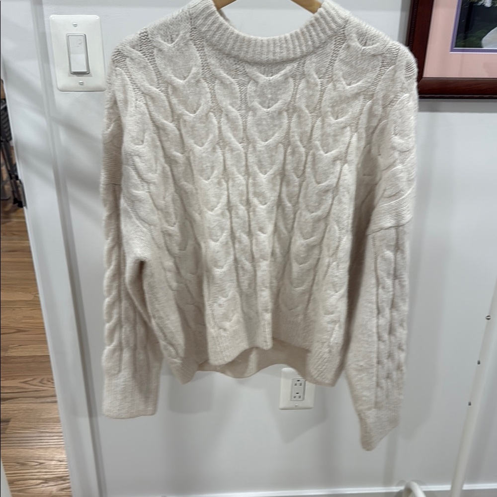 Abercrombie & Fitch Cream Cable Knit Crew Neck Sweater